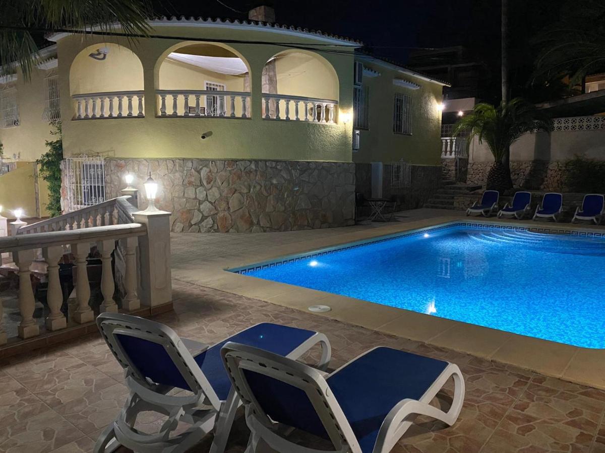 Villa Romeo Calp Exterior foto